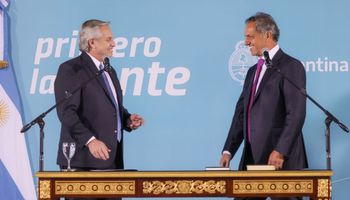Scioli asumió como ministro de Desarrollo Productivo: “Argentina no tiene cepo ni supercepo”