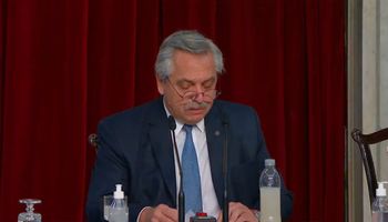 Fernández sobre el campo: “Vamos a promover la producción agroindustrial con incentivos impositivos y previsibilidad”