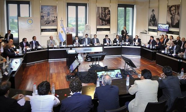 Aumentos salariales: los gobernadores buscan acordar un tope de 25%