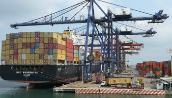 Se amplía el déficit comercial EEUU por débiles exportaciones