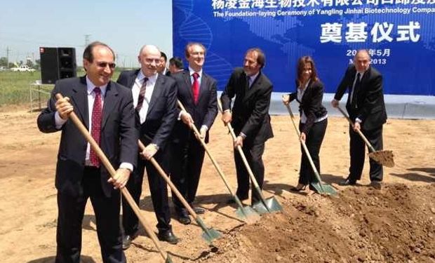 Empresa argentina invierte en China para producir vacunas antiaftosa