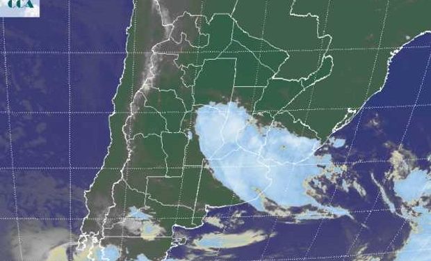 Durante la jornada de hoy continúan sobre la franja central áreas de lluvias y tormentas de variada intensidad. Se espera que estas condiciones se mantengan al menos hasta mañana.