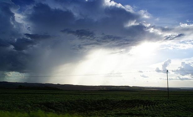 El escenario para los próximos días continúa con lluvias que tienden a prevalecer sobre la franja mediterránea del país.