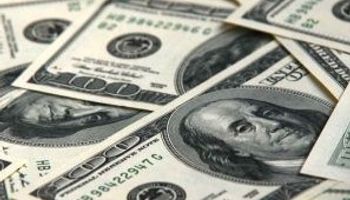 El dólar oficial y el informal operan sin cambios