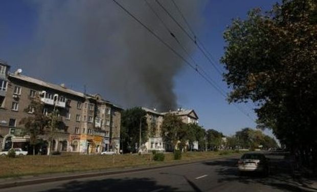 Ucrania acusa a soldados rusos de respaldar el avance rebelde
