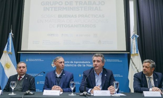 "Fueron meses de trabajo y recopilación", afirmó el ministro Bergman en el encuentro.