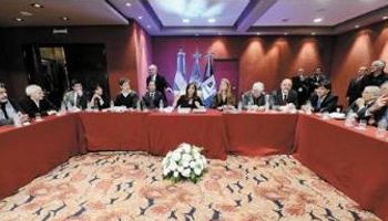 El Gobierno aceptó discutir nuevos impuestos para modificar Ganancias