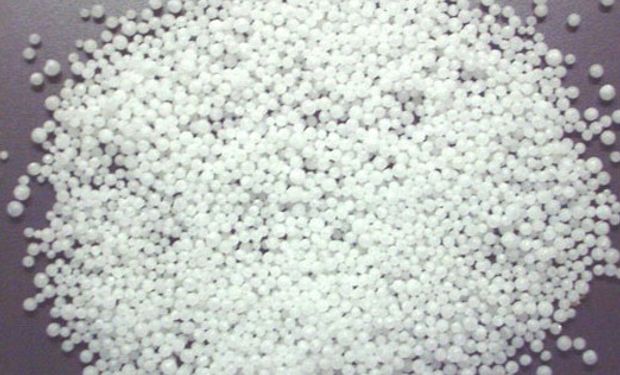 China sigue inundando el mercado internacional de urea granulada