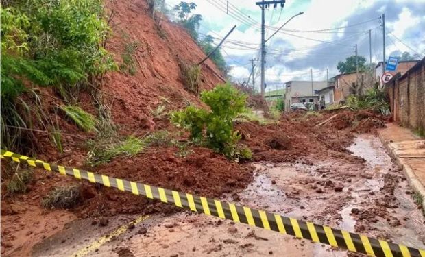 Chuvas causam mortes em MG e SP; Inmet emite alerta para 11 estados