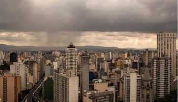 Previsão do tempo hoje: chuva avança pelo Brasil e temperaturas mudam em várias regiões