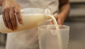 Leite dispara mais de 10% em março e consumidor pode sentir no bolso