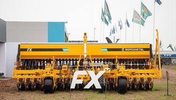 Sembradora FX: Agrometal presentó un equipo de bajo costo que busca un importante lugar en el mercado