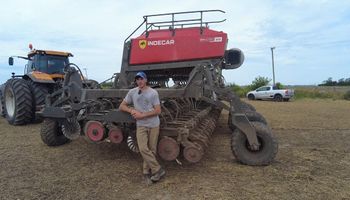¿Récord? Sembró 180 hectáreas de soja en horas y cuenta los detalles