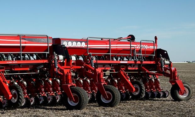 La estrategia de los fabricantes de maquinaria agrícola en la búsqueda de mayores ventas