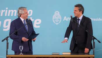 Las primeras medidas de Sergio Massa: convocó a la Mesa de Enlace y adelantó un régimen para el agro por DNU
