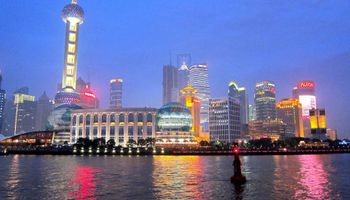 Comenzó a funcionar la zona de libre comercio de Shanghai