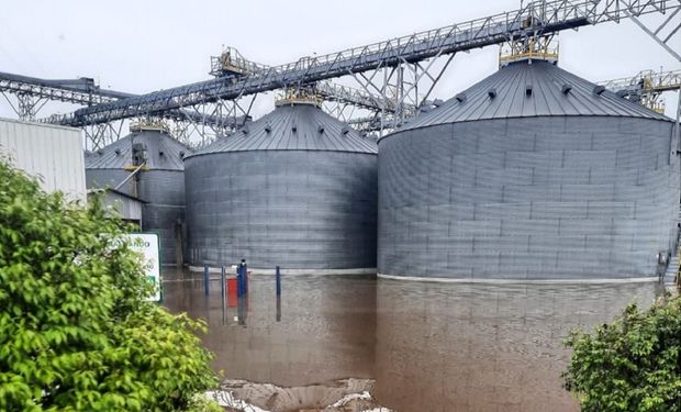 Silos em alagamentos podem produzir gases inflamáveis, alerta Kepler Weber