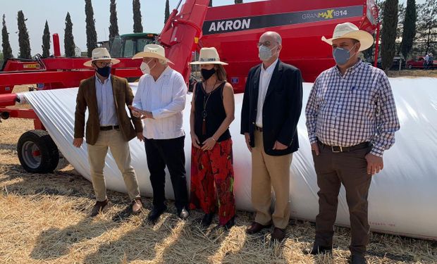 México quiere usar más silo bolsas argentinos: "Tenemos un enorme camino por recorrer"