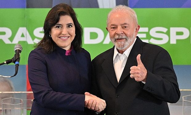 Simone Tebet, que foi candidata a presidente nas últimas eleições e aderiu ao grupo de Lula, teria declinado ao convite para tornar-se Ministra da Agricultura. (foto - captura)