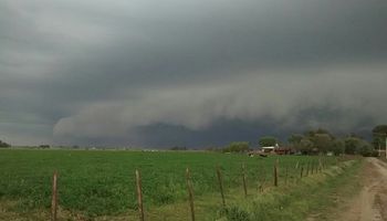 El Servicio Meteorológico Nacional renovó el alerta por tormentas fuertes