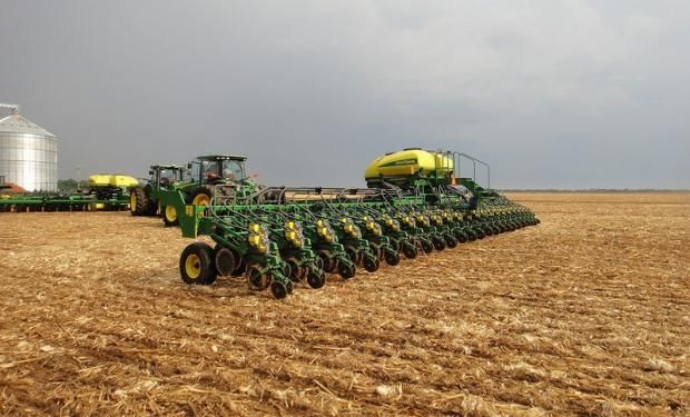 "La implantación de los primeros lotes de soja se demoraría hasta que drene o se evapore la importante cantidad de agua caída" informaron desde el Ministerio de Agricultura.