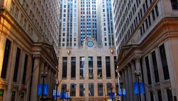 Chicago: traslado de superficie presiona a la soja