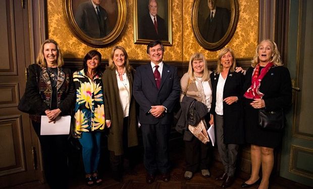 Comisión Directiva está integrada por 7 mujeres y aseguran que es un hecho histórico.