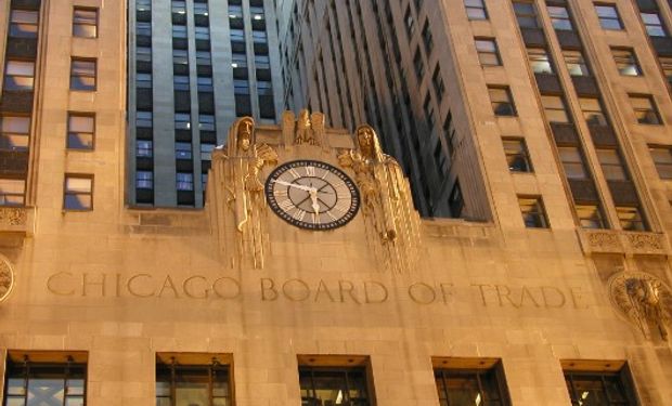 Subas en Chicago en el cierre de la semana
