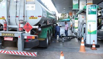 Subsídios e isenções: como será o pacote para conter a alta dos combustíveis