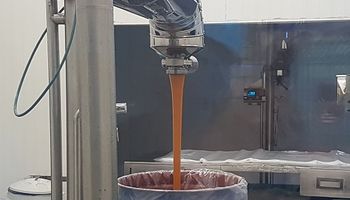 Cresce exportação de suco de laranja do Brasil na safra 2022/2023