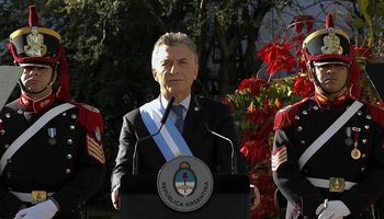 Macri llamó a ver más allá de las diferencias en el día de la Independencia