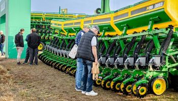 El agro prefiere dólares: 8 de cada 10 créditos fueron en moneda extranjera
