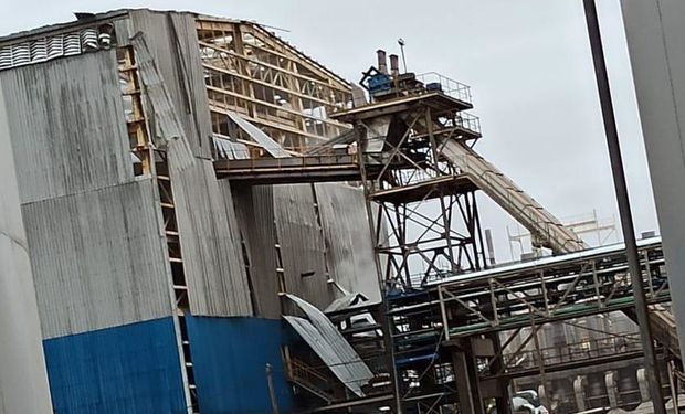 Fuerte explosión en una planta de Puerto General San Martín