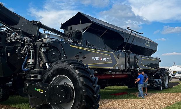 Siembra, cosecha y pulveriza: el revolucionario equipo de 1100 HP que se muestra por primera vez en Estados Unidos