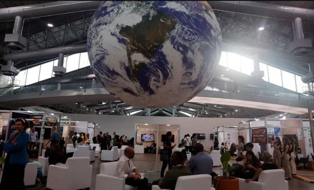 Texto da COP30 ignora combustíveis fósseis e gera reação de cientistas