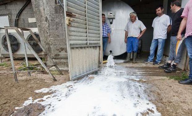 Las usinas procesadoras decidieron no colectar la materia prima.