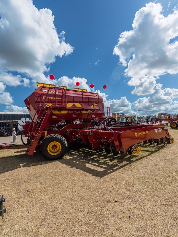 titan sembradora super walter