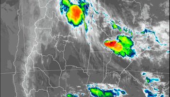 Alerta naranja por lluvias y tormentas para la región centro