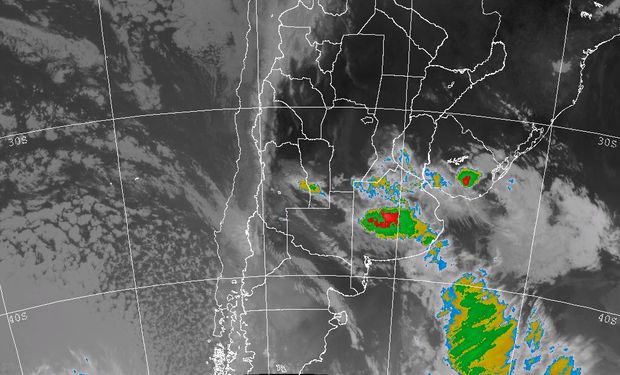 En la imagen satelital se observan condiciones inestables principalmente sobre el centro de Buenos Aires