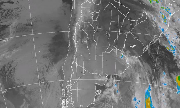 Se observa alguna nubosidad baja que transita el norte de la Patagonia, irrelevante y sin potencial pluvial.
