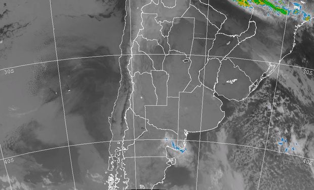 En la Imagen Satelital puede observarse el predominio de cielos despejados en la mayor parte de las áreas agrícolas principales.