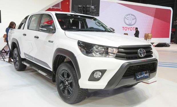 Toyota Hilux Limited.
