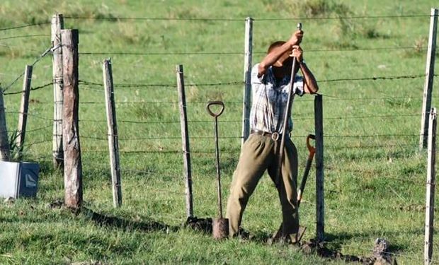 Aumentó un 9,9 % la prestación por desempleo: cuánto cobra un trabajador rural