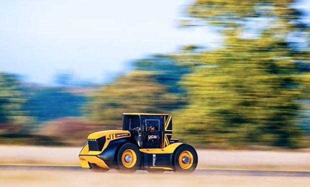 La increíble marca que alcanzó el tractor más rápido del mundo