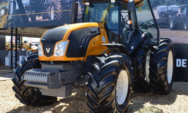 Tractor oficial de Expoagro 2023: Valtra mostrará la gama completa de producción nacional y la línea de cosechadoras Challenger