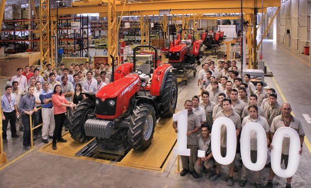 El tractor 1.000 está equipado con motor AGCO Power fabricado en la planta de motores inaugurada en 2014.