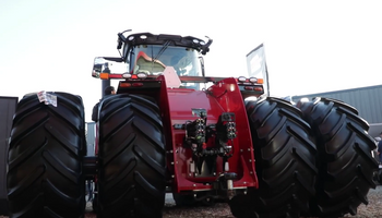 El más potente del país: el imponente tractor de más de 500 HP que es único en el mundo