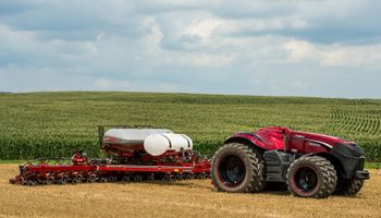 Case IH presentó mundialmente su primer tractor autónomo