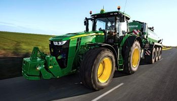 John Deere presenta el primer tractor 100% eléctrico del mundo