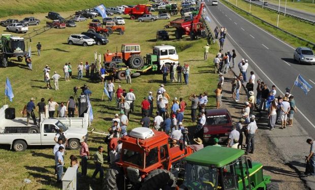 Mientras la Mesa de Enlace define si va al paro, los productores autoconvocados salen a las rutas